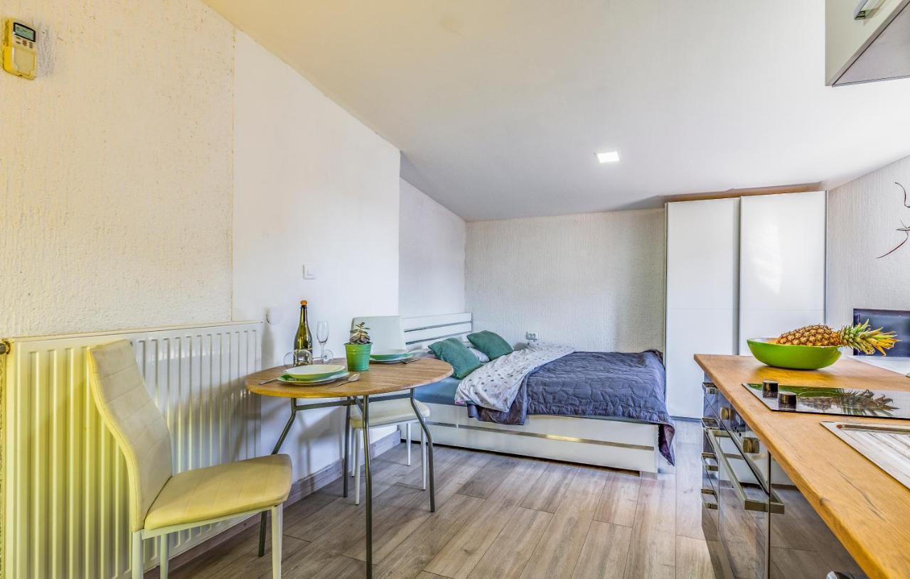 Apartments Tamara เมดูลิน ภายนอก รูปภาพ