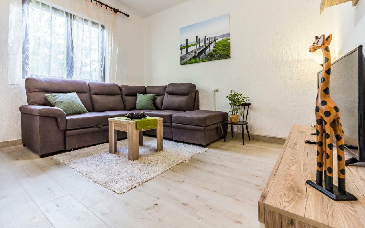 Apartments Tamara เมดูลิน ภายนอก รูปภาพ