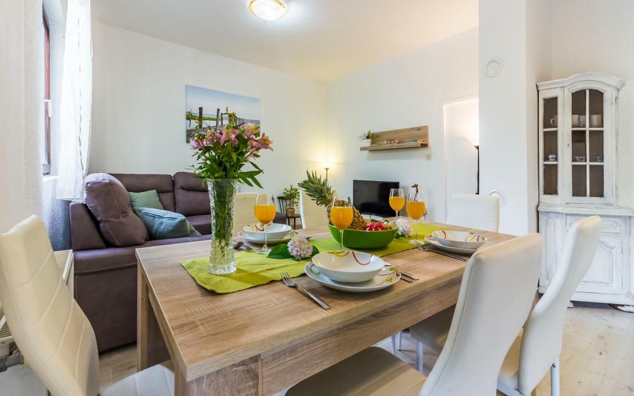 Apartments Tamara เมดูลิน ภายนอก รูปภาพ